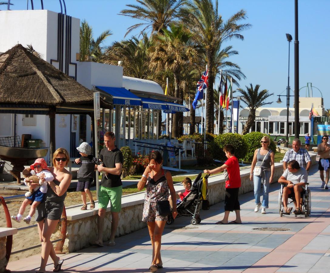 Apartamento Decada Los Alamos Torremolinos Luaran gambar